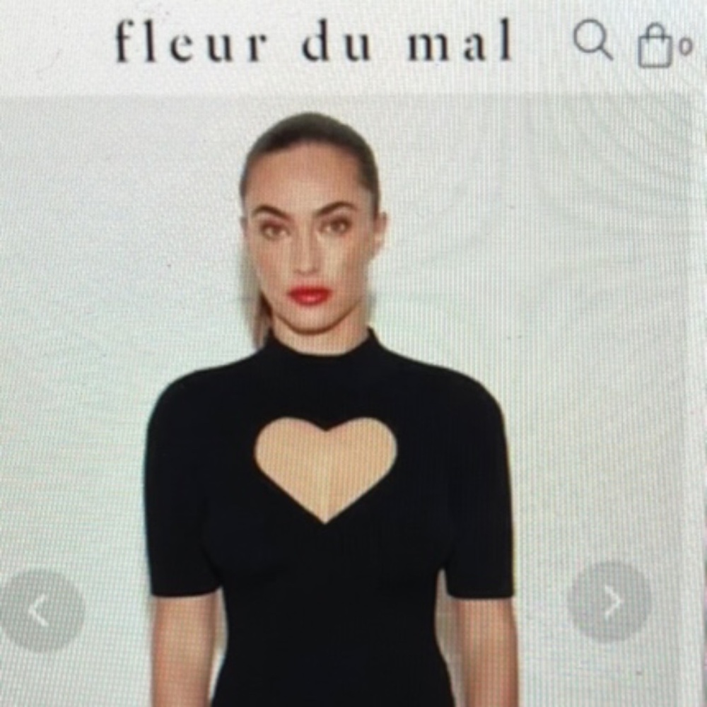 Fleur Du Mal New Heart Cutout sweater